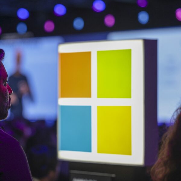 Europees alternatief nodig voor Microsoft? 'Verwevenheid met Amerikaanse software gaat heel ver'