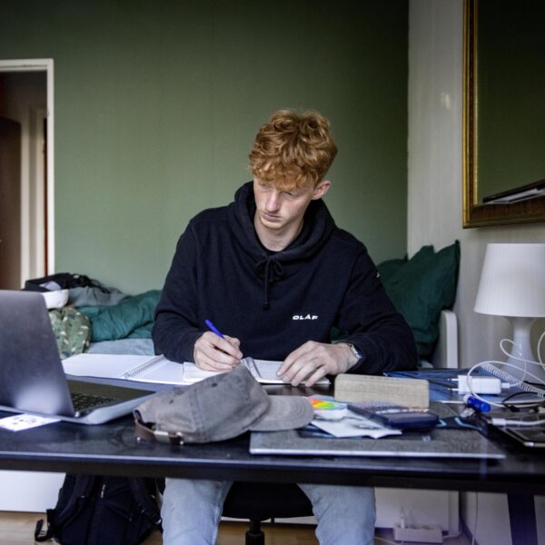 Prestatiedruk treft meerderheid van de jongeren: 'Falen lijkt geen optie meer'