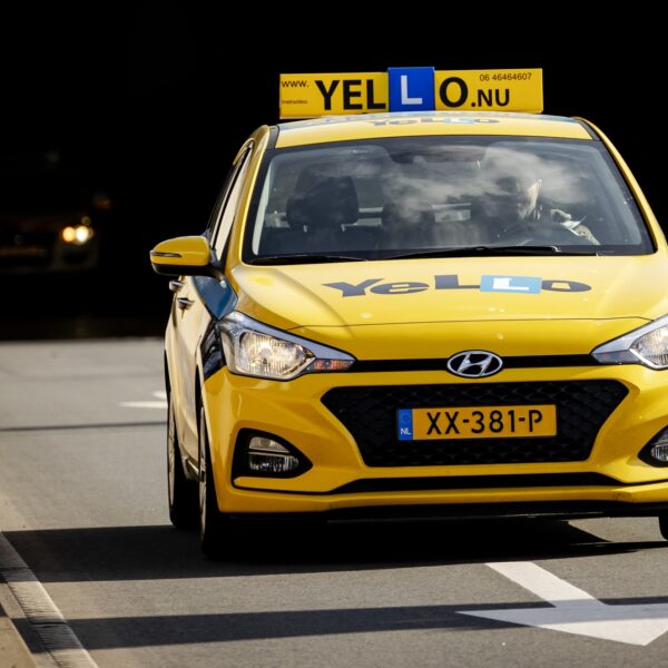 Flink hoge kosten voor rijvaardigheidstest 75-plussers: 'Gevoel van discriminatie'