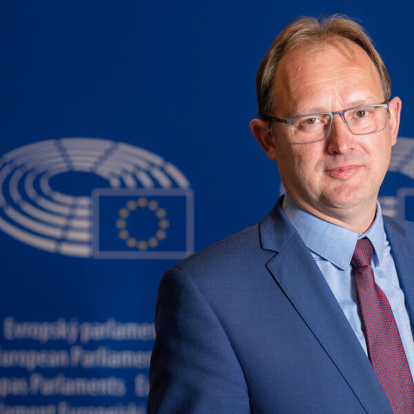 Europees SGP-lijsttrekker Ruissen: 'Schandalig dat UvA lijst met Israëlische contacten vrijgeeft'