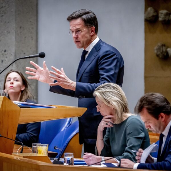 Gebrek aan visie in politiek 'gevaar' voor democratie: 'Partijen worden inwisselbaar'