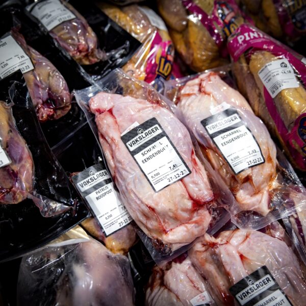 Supermarkten stunten méér met vleesprijzen tijdens feestdagen: 'Opvallend'