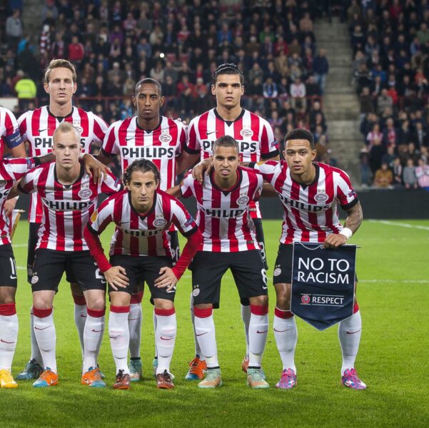 Strafrecht inzetten tegen racisme in het stadion? 'Huidige boete buitenproportioneel laag'