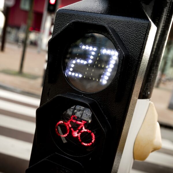 De functie van de wispelturige aftelklok van het fietsstoplicht