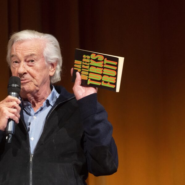 Welke boeken definiëren een generatie? 'Iedereen noemt Turks Fruit van Jan Wolkers'