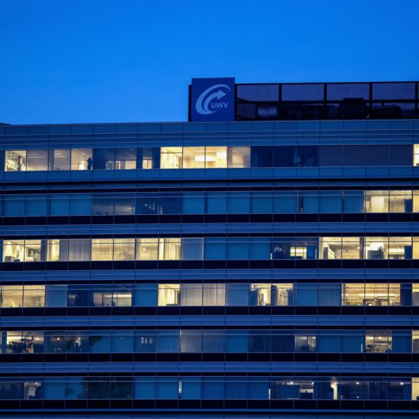 Beleid uitvoeringsinstanties moet versimpeld worden: 'Ligt niet aan mensen maar het systeem'