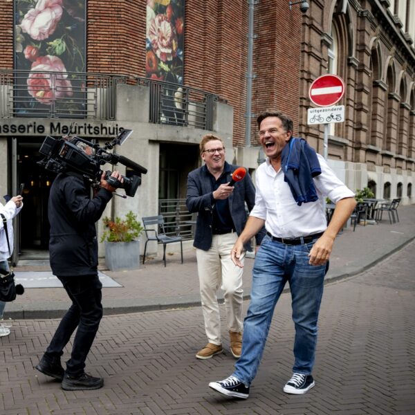 Docu Rutte 'laat glimp van heel andere oud-premier zien'