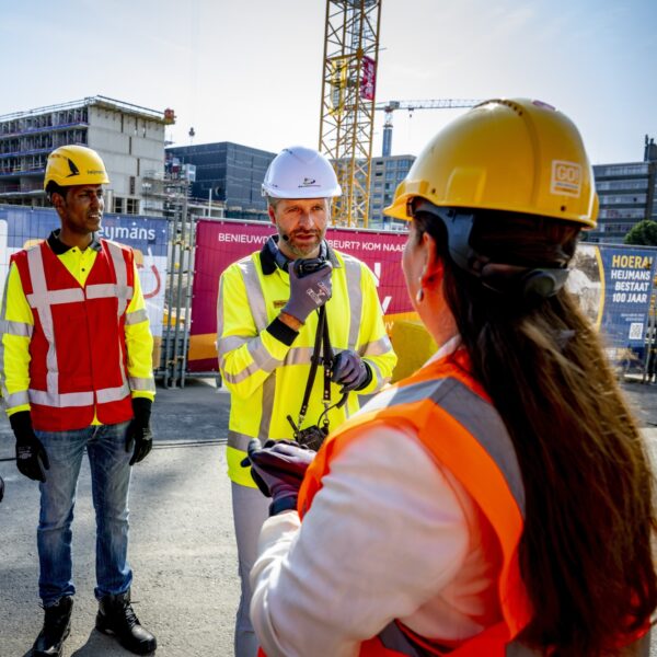 Vrouw op de bouw? 'Zou niet zo bijzonder moeten zijn!'