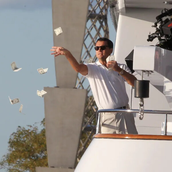 Nederlander krijgt 50 miljoen van Leonardo DiCaprio voor zonnepanelen in Spanje