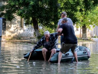 Omvang ramp verwoesting Nova Kachovka-stuwdam enorm: duizenden mensen geëvacueerd