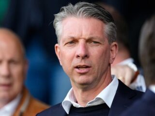 Ajax verliest een aantal dure punten in Deventer