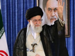 'Klopjacht op de eigen bevolking': Iraanse autoriteiten voeren golf aan arrestaties en executies uit