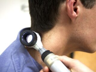 Mannen en vrouwen worden medisch anders behandeld: 'Ik weet niet of dat goed is of niet'