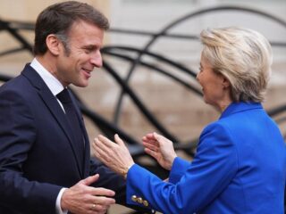 Spoedoverleg in Parijs: moet Europa Oekraïne blijven steunen?