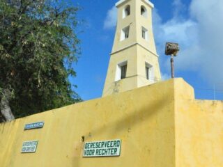 Gevangenissen Bonaire vol, 'situatie zeer zorgwekkend'