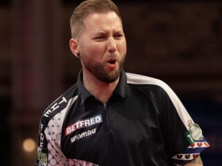 Noppert wint op EK darts, Smith stuurt Van Barneveld naar huis: 'Te teleurgesteld'