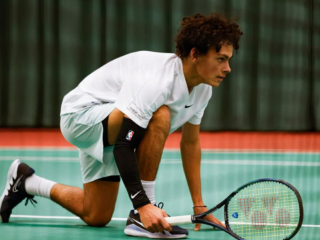 Noah (17) werd gevraagd om te tennissen met Venus Williams: 'Onwijs vet!'