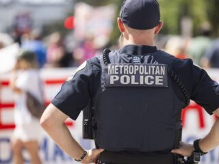 Trump wil laten zien wie de baas is: waarom hij de Nationale Garde naar Washington stuurt