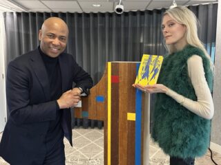 'Spullen brengen' is het NPO Radio 1 Non-Fictie Boek van de Maand februari