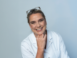 Straattandarts Didi Landman krijgt UvA-eredoctoraat