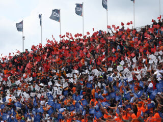 Bekend Nederland bij GP van Zandvoort: 'Ik sta mijn blikje bier te drinken, komt de koninklijke familie binnen'