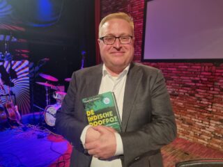 Maurice Swirc wint Brusseprijs voor beste journalistieke boek