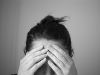 Chronische pijn als uitgangspunt voor onderzoek: 'Mensen praten er niet over'