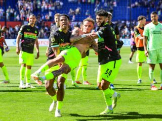 'Laatste 336 eredivisieduels waarin Feyenoord op 2-0 kwam, verloren ze uiteindelijk niet'