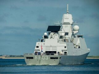 Podcast De Dag: waarom onze marine langs China vaart