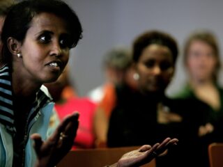 Lubna werd als jong meisje besneden en draagt de gevolgen nog altijd met zich mee