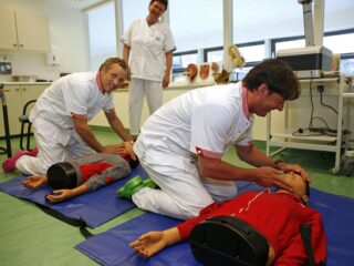 Podcast De Dag: 20 jaar gieren met Geer en Goor