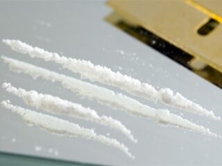 Stand.nl: 'De cocaïnehandel moet worden gereguleerd'