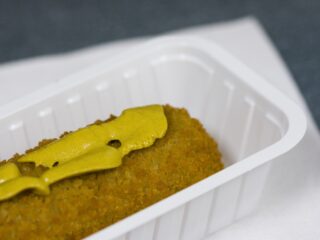 Karakteristieke snackbar-bakje wordt verleden tijd: 'Toewerken naar hergebruik'