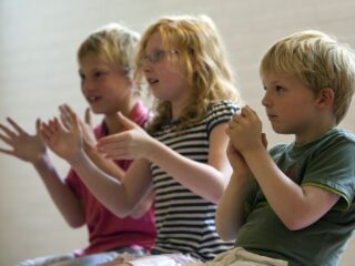 Zingen helpt bij taalontwikkeling: 'En helemaal kinderen met dyslexie'