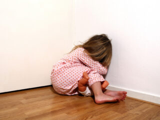 Straf verdwenen uit Sinterklaasliedjes, maar is dat terecht? 'Straf hoort bij het begrenzen van kinderen'