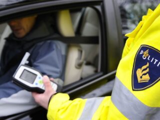 Stand.nl: 'Er moet een totaalverbod op alcohol achter het stuur komen'