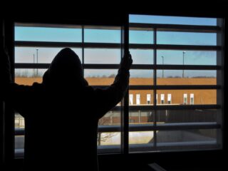 Geweld in jeugdgevangenissen lijkt standaard: 'Nieuw incident is kwestie van tijd'