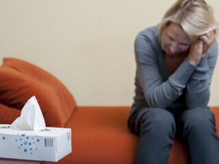 Hoe word je minder somber van al het nieuws? 'Probeer ook de schoonheid te blijven zien'