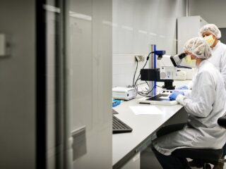 Tekort aan forensisch artsen zorgt voor vertragingen na overlijden: 'Niet wenselijk voor nabestaanden'