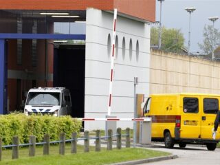 Wat gebeurt er achter de muren van de Penitentiaire Inrichting in Zwolle?