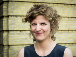 'Je mag in een column nooit te zelfvoldaan over je eigen leven schrijven'