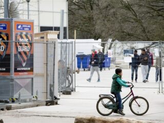 Emir vlucht op 14-jarige leeftijd van Afghanistan naar Nederland