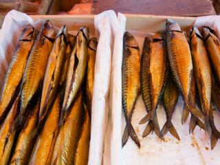 Viswijzer kleurt rood: welke vis kun je nog eten?