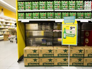 Podcast De Dag: tot de laatste cent, de strijd om de supermarktprijzen