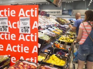 Gierige Gerda: 'Vertrouw niet blind op de aanbiedingen in de supermarkt’