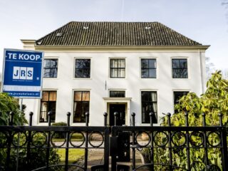 Hypotheekrenteaftrek afschaffen? Prima, zegt econoom, maar verlaag de loonbelasting