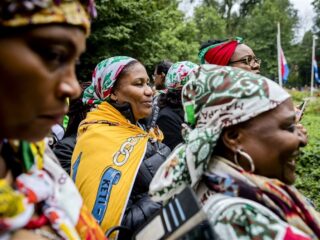 'Je kunt ook te snel gaan naar: mooi dat de slavernij is afgeschaft'