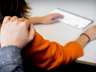 Ruim kwart werkenden gepest op werk: 'Mensen voelen zich niet altijd veilig'