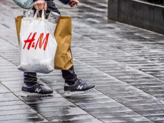 Hoe maak je de meeste impact op het milieu? 'Minder spullen kopen'