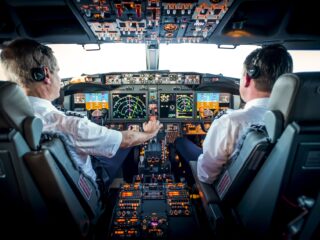 President vliegersvereniging slaat alarm: overlastgevende passagiers ondermijnen de vliegveiligheid